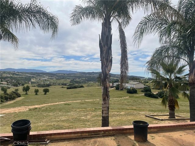 38687 Calle Segovia, Temecula, CA 92592