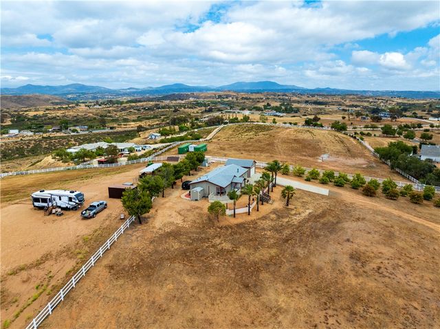 38687 Calle Segovia, Temecula, CA 92592