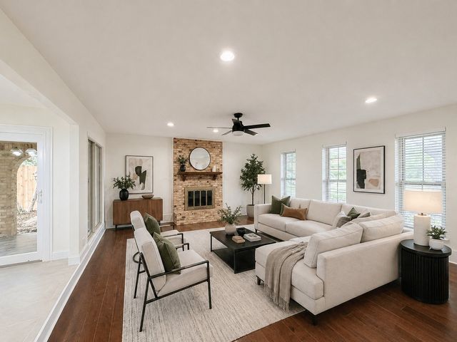 2728 Parkhaven Drive, Plano, TX 75075