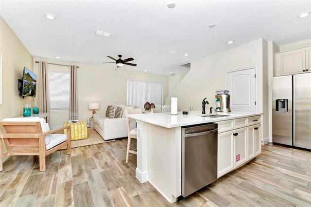 8143 COCONUT PLACE, Kissimmee, FL 34747