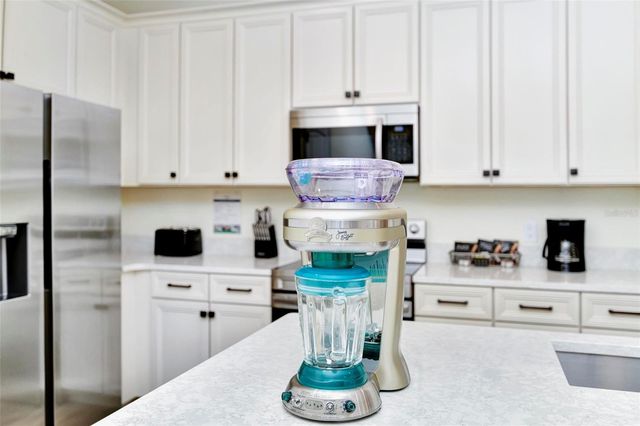 8143 COCONUT PLACE, Kissimmee, FL 34747