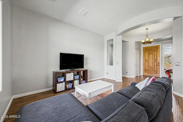 1956 E GLACIER Place, Chandler, AZ 85249