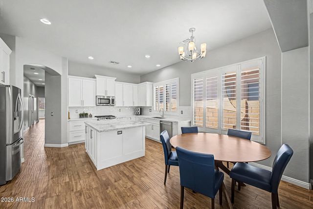 1956 E GLACIER Place, Chandler, AZ 85249