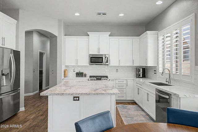 1956 E GLACIER Place, Chandler, AZ 85249