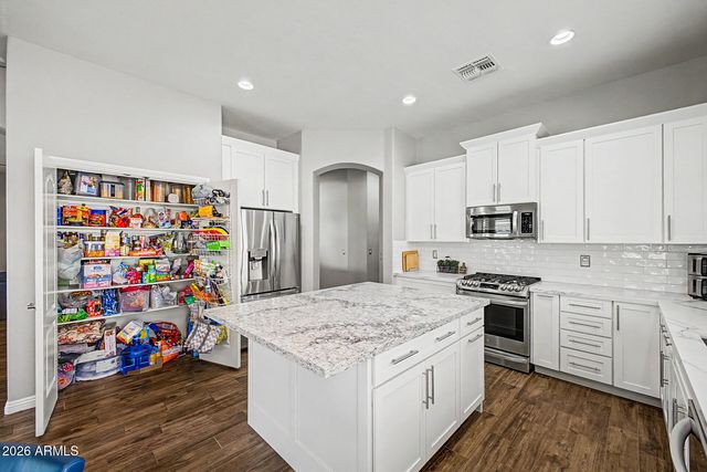 1956 E GLACIER Place, Chandler, AZ 85249