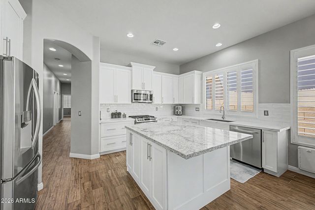 1956 E GLACIER Place, Chandler, AZ 85249