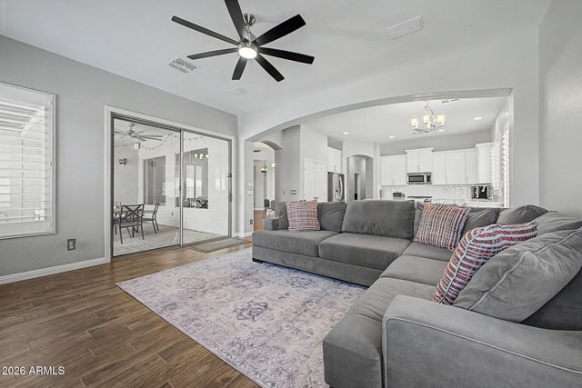 1956 E GLACIER Place, Chandler, AZ 85249