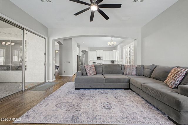 1956 E GLACIER Place, Chandler, AZ 85249