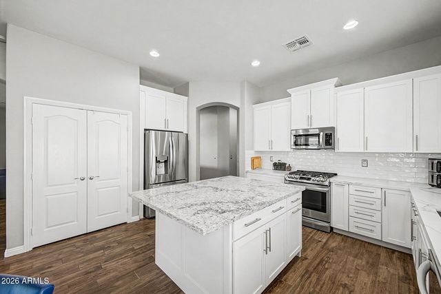 1956 E GLACIER Place, Chandler, AZ 85249