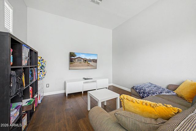 1956 E GLACIER Place, Chandler, AZ 85249