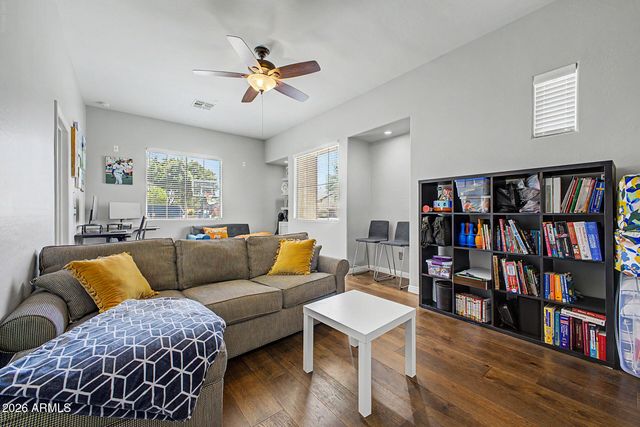 1956 E GLACIER Place, Chandler, AZ 85249