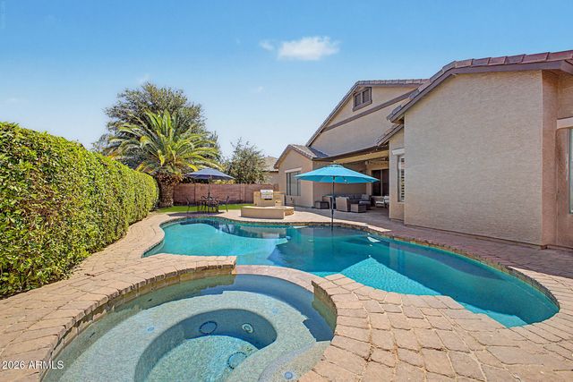 1956 E GLACIER Place, Chandler, AZ 85249