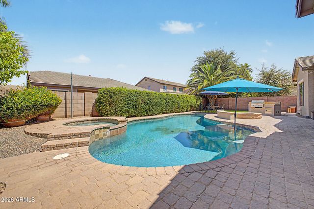 1956 E GLACIER Place, Chandler, AZ 85249