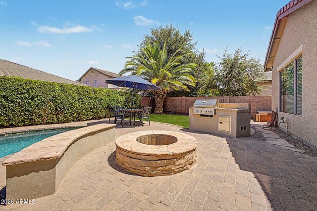1956 E GLACIER Place, Chandler, AZ 85249