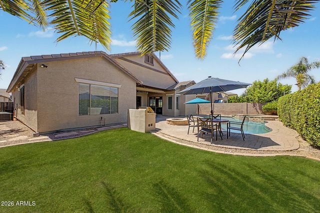 1956 E GLACIER Place, Chandler, AZ 85249