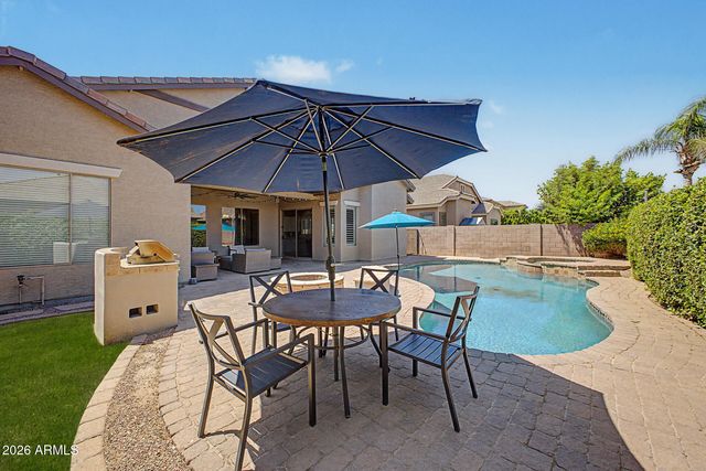 1956 E GLACIER Place, Chandler, AZ 85249