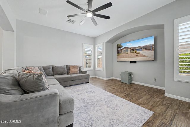 1956 E GLACIER Place, Chandler, AZ 85249