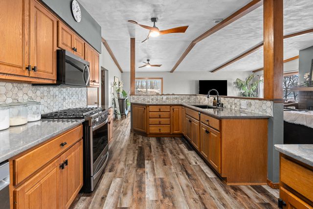 1102 S High Street, Port Byron, IL 61275