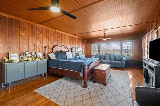 1102 S High Street, Port Byron, IL 61275