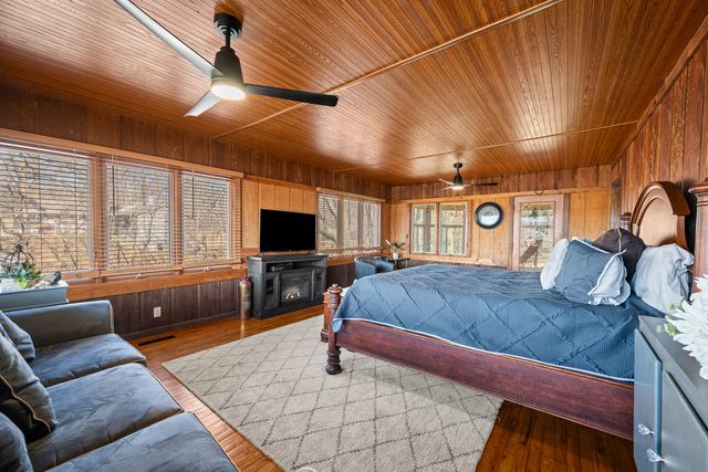 1102 S High Street, Port Byron, IL 61275