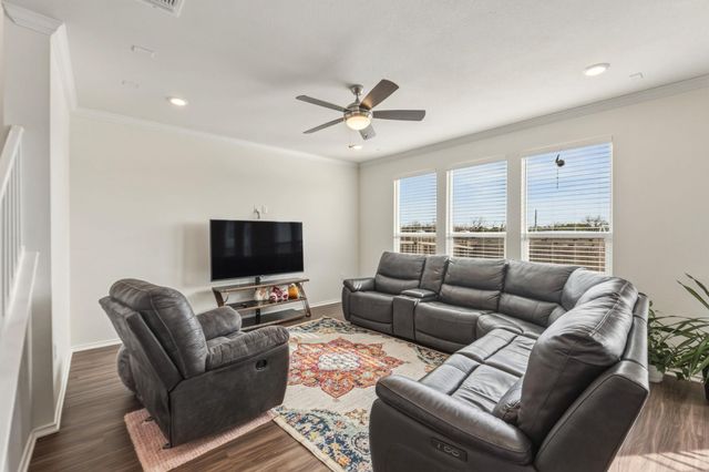 4717 Colmar DR, Manor, TX 78653