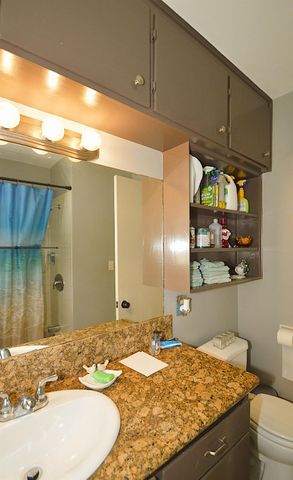 1708 W Andrews Avenue, Fresno, CA 93705