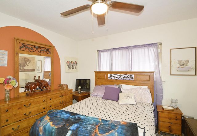 1708 W Andrews Avenue, Fresno, CA 93705