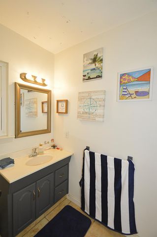 1708 W Andrews Avenue, Fresno, CA 93705