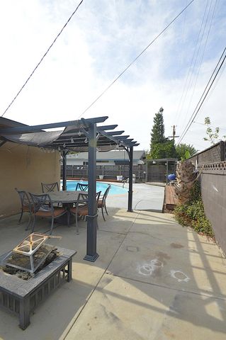 1708 W Andrews Avenue, Fresno, CA 93705