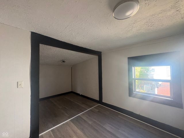 2826 Station Street, Indianapolis, IN 46218