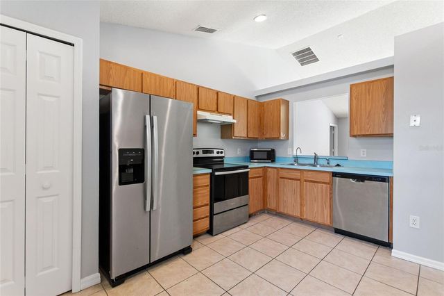 128 BURGOYNE LOOP, Davenport, FL 33897