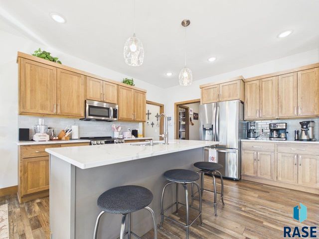 600 S Quartzite Ave Avenue, Tea, SD 57064