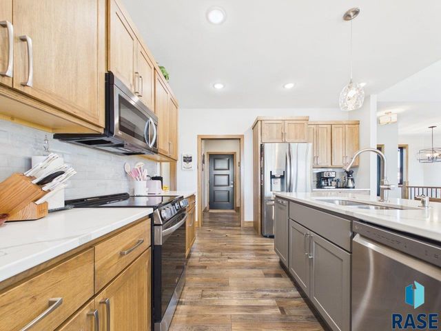 600 S Quartzite Ave Avenue, Tea, SD 57064