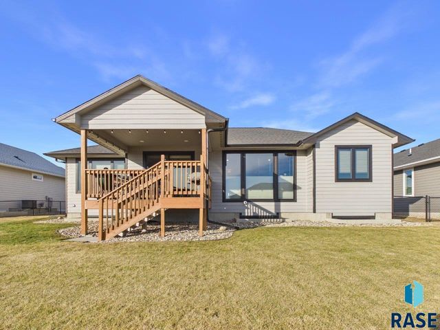 600 S Quartzite Ave Avenue, Tea, SD 57064