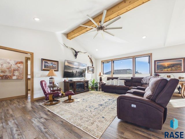 600 S Quartzite Ave Avenue, Tea, SD 57064