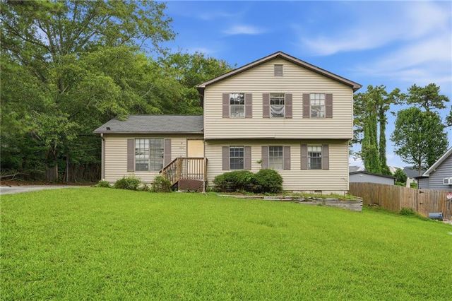 1135 Kristen Cove, Atlanta, GA 30349
