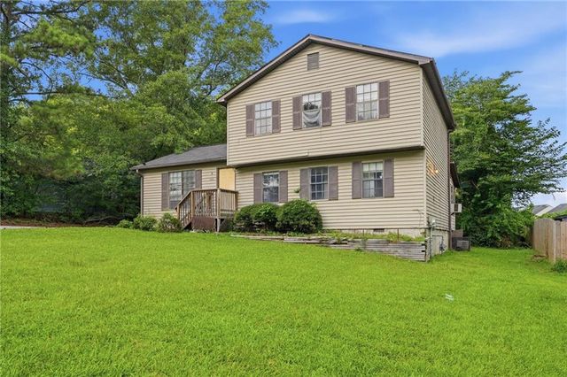 1135 Kristen Cove, Atlanta, GA 30349