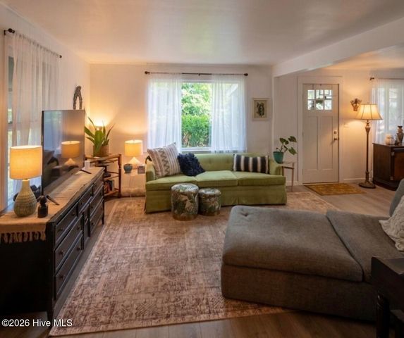 1409 Wooster Street, Wilmington, NC 28401