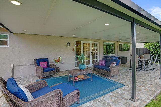 10141 SW 49th Court, Cooper City, FL 33328