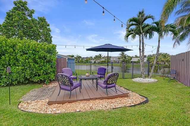 10141 SW 49th Court, Cooper City, FL 33328