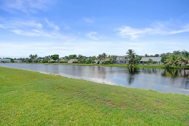 10141 SW 49th Court, Cooper City, FL 33328