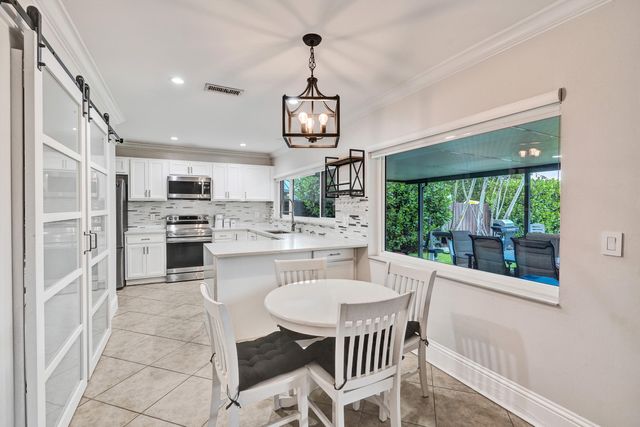 10141 SW 49th Court, Cooper City, FL 33328