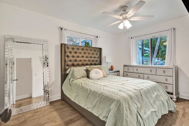 10141 SW 49th Court, Cooper City, FL 33328