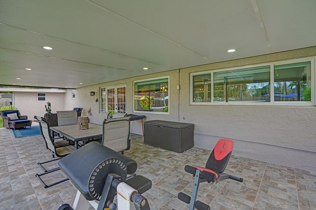 10141 SW 49th Court, Cooper City, FL 33328