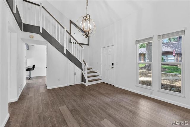 1090 Humber Circle, St Louis, MO 63129