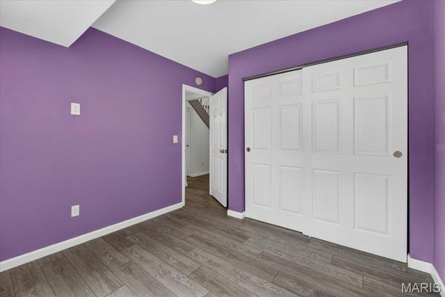 1090 Humber Circle, St Louis, MO 63129