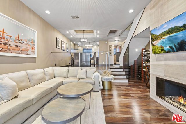 36 Navy Street 3, Venice (los Angeles), CA 90291