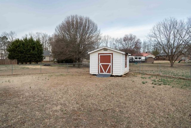 109 Homestead Drive, Boiling Springs, SC 29316