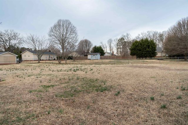 109 Homestead Drive, Boiling Springs, SC 29316