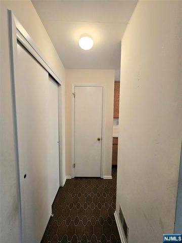 230 Indian Hollow, Mahwah, NJ 07430